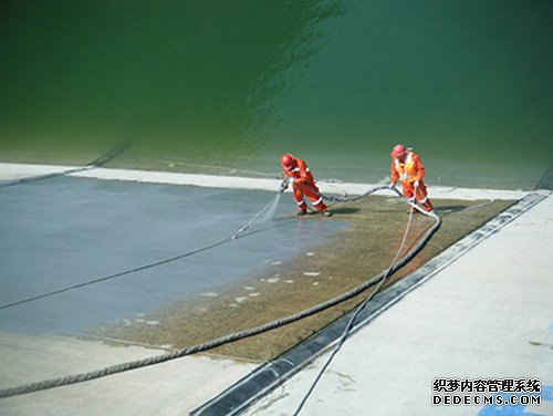 河壩聚脲防水噴涂施工
