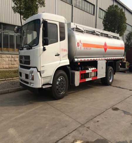 特種運(yùn)輸車輛耐濕熱和防腐蝕性聚脲材料